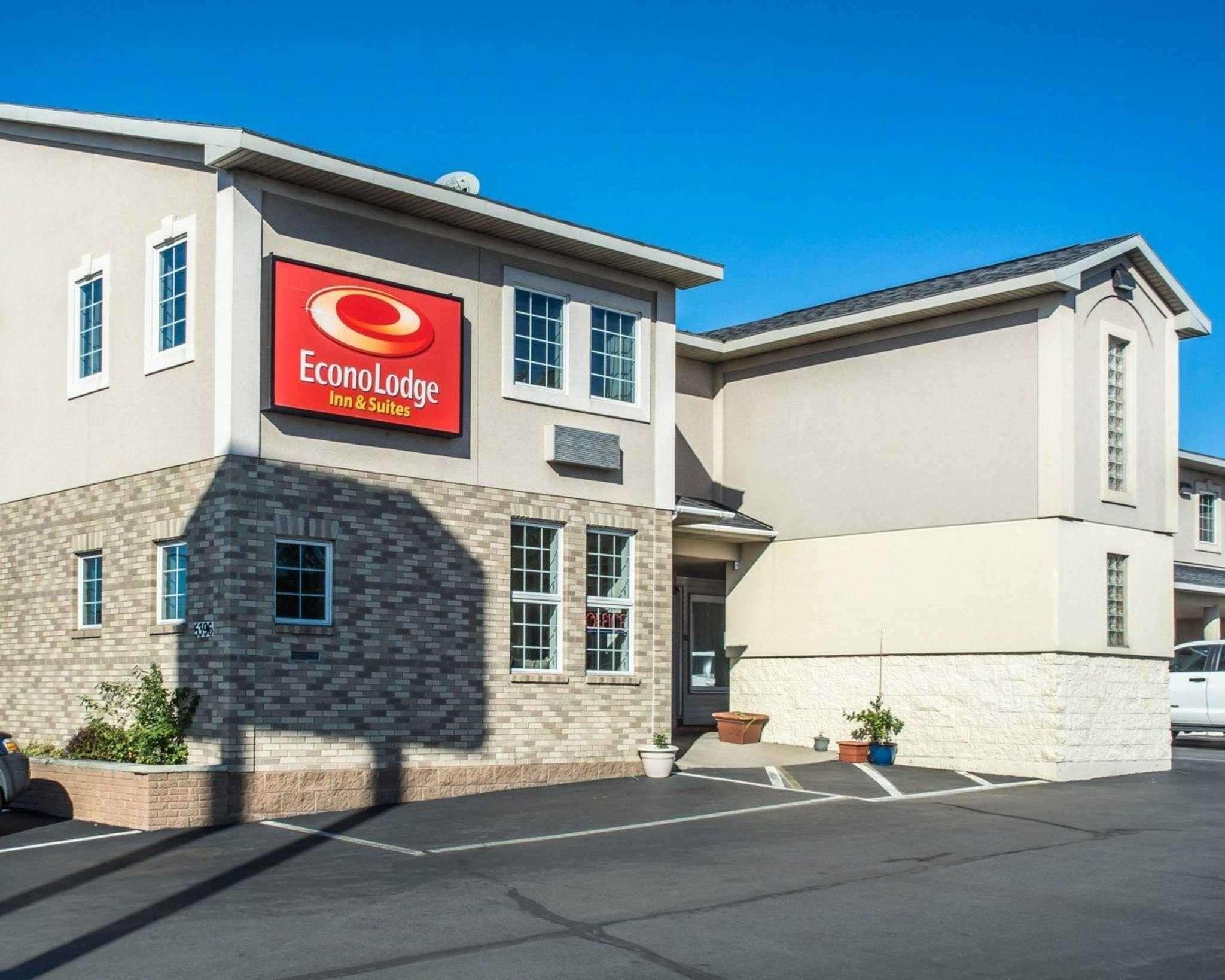 Econo Hospedaje Inn&Suites Airport North Syracuse Exterior foto