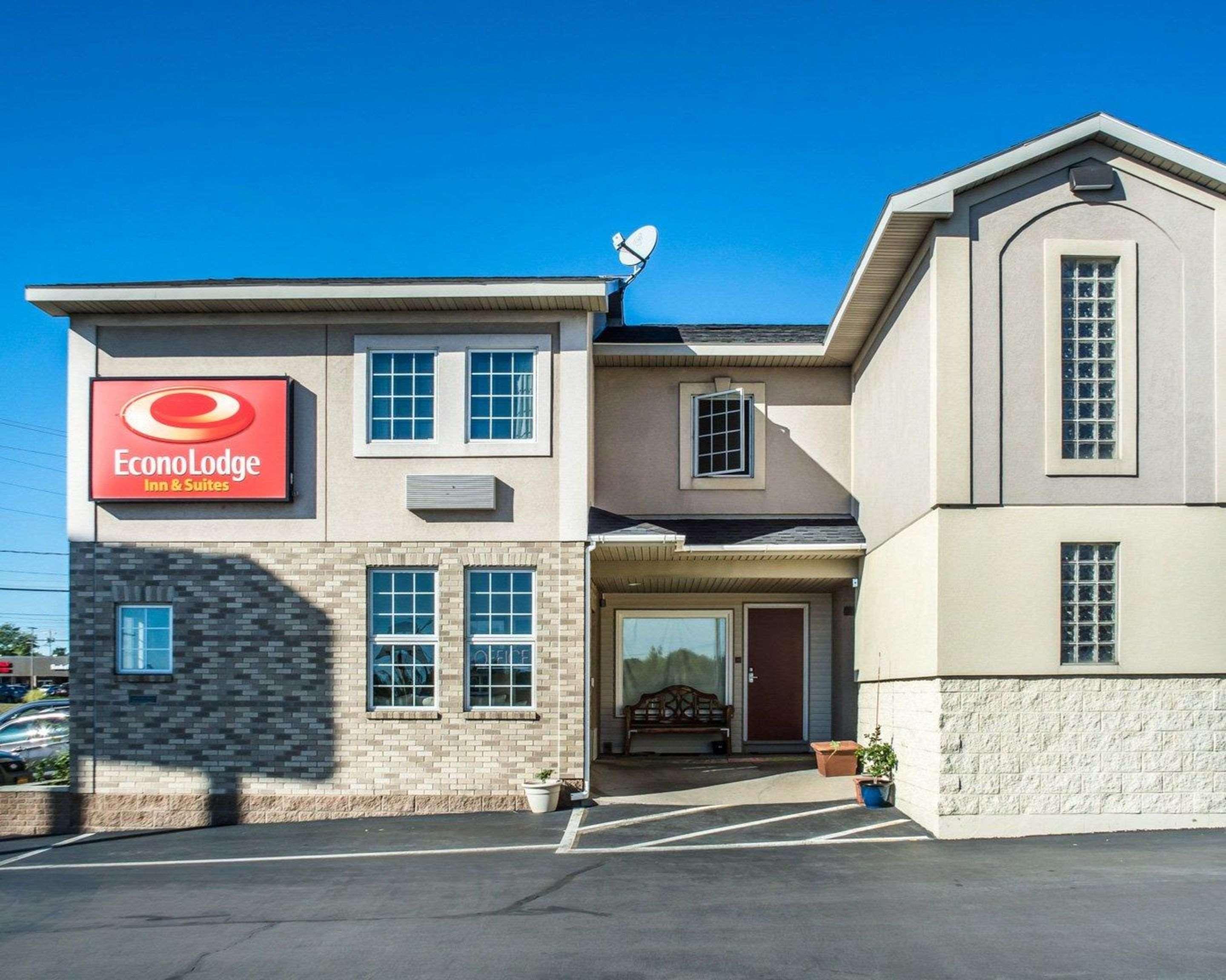Econo Hospedaje Inn&Suites Airport North Syracuse Exterior foto